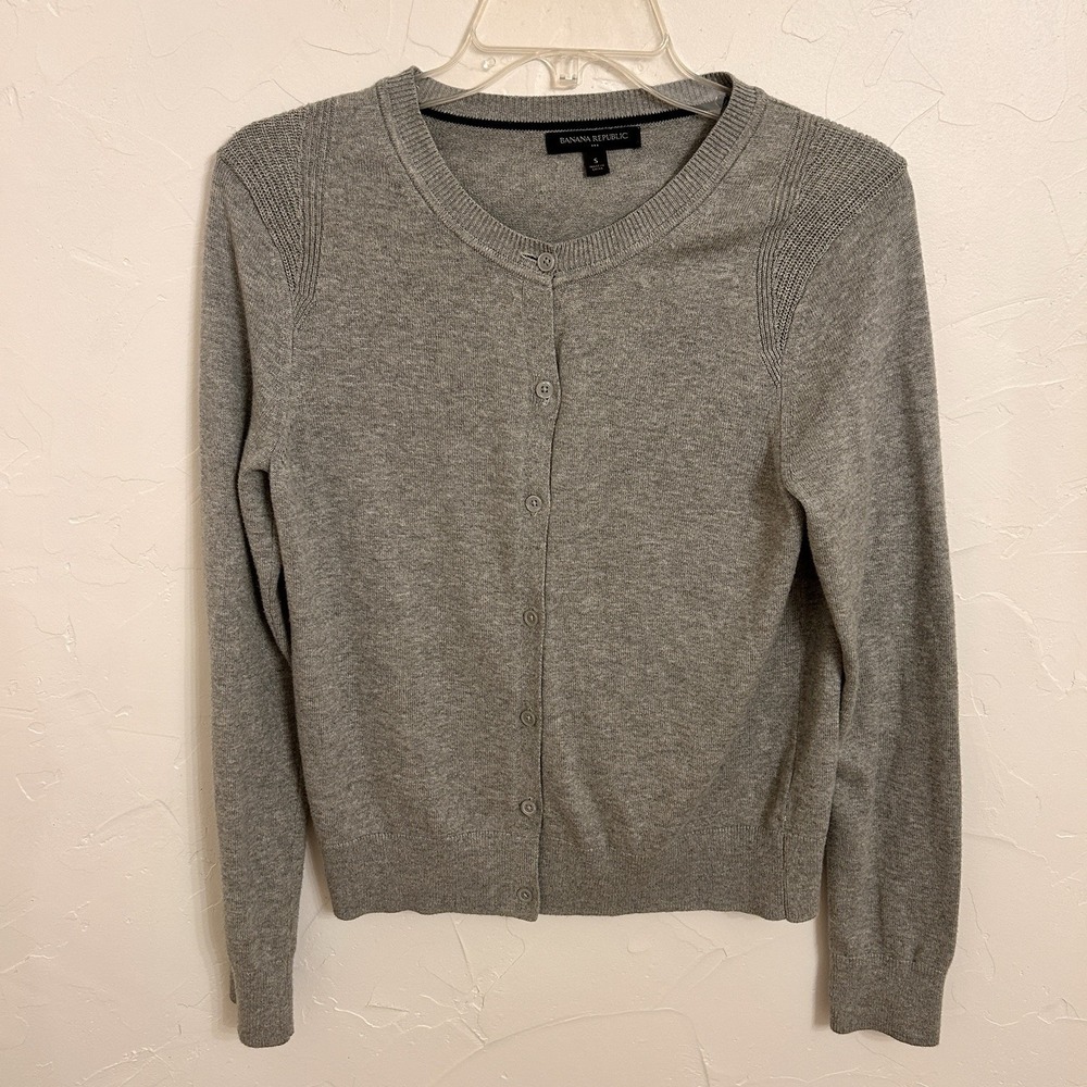 Banana Republic Women's Cardigan Button Front Sz Small Gray Lightweight Layer